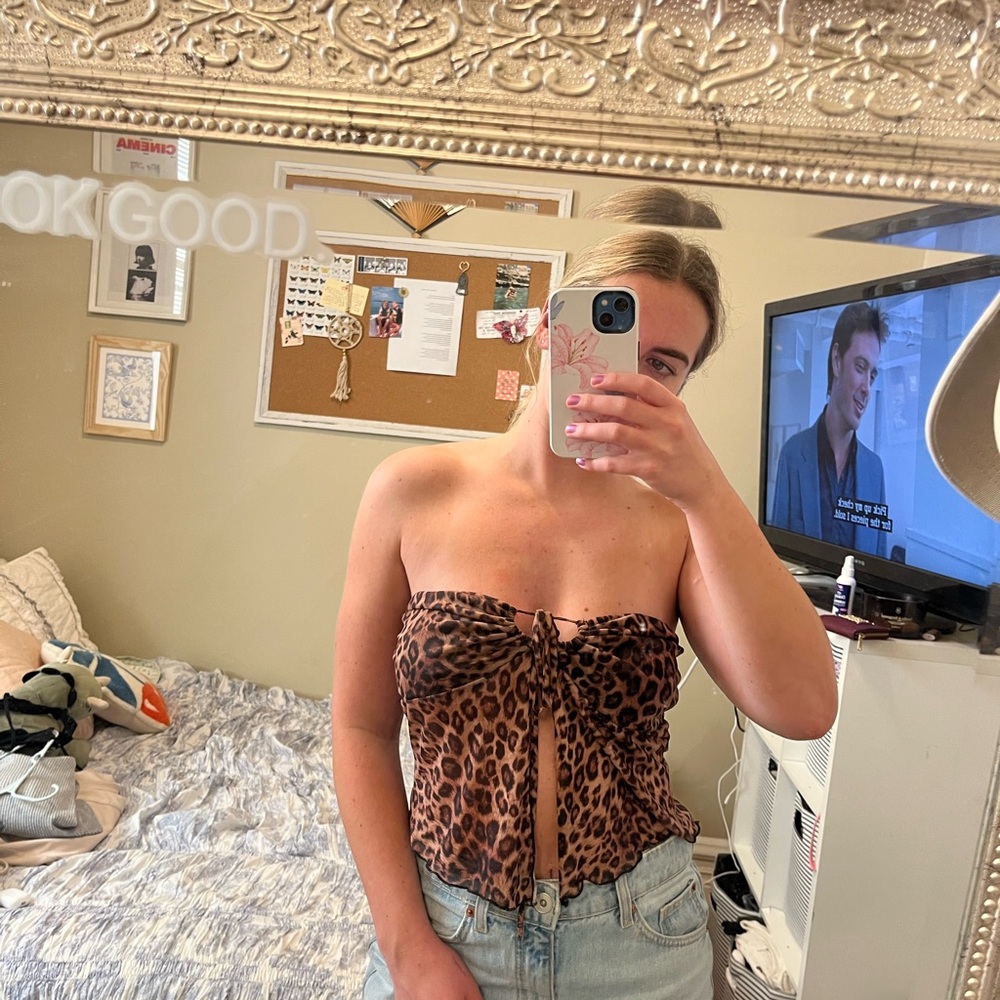 Leopard Print Strapless Top - Picture 3 of 4